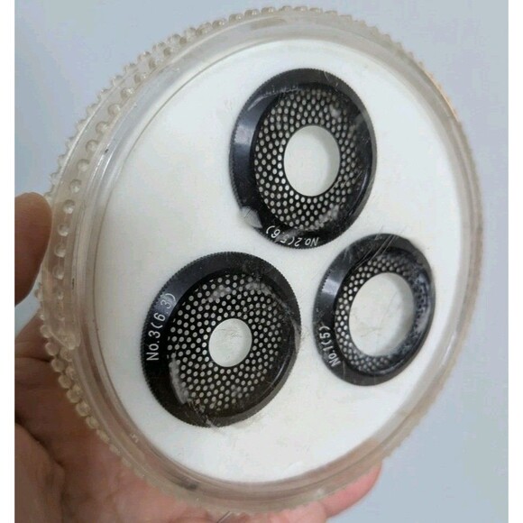 Mamiya - Sekor SF C 150mm 1:4 Soft Focus Lens for RB67 w/Three Soft Focus Discs - Picture 14 of 15